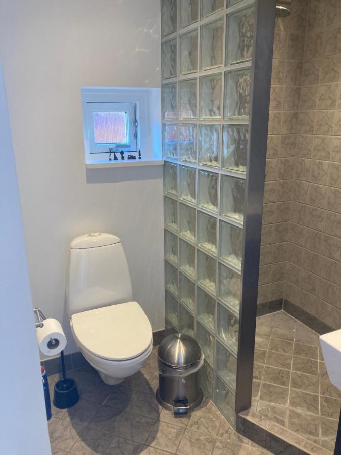Vaerelse, Bad Og Toilet I Villa Naestved Exterior photo